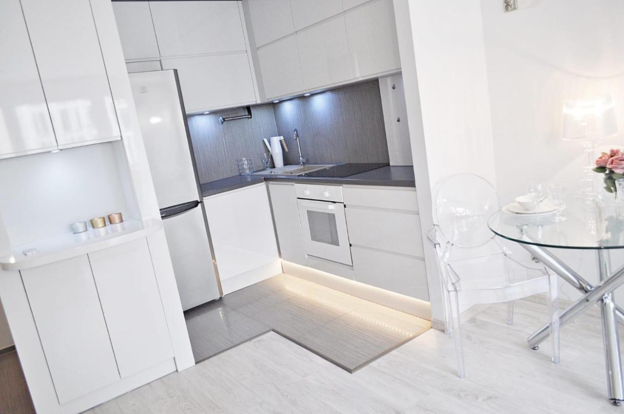 Apartamento Golden View Varsovia Exterior foto