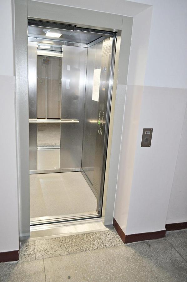 Apartamento Golden View Varsovia Exterior foto